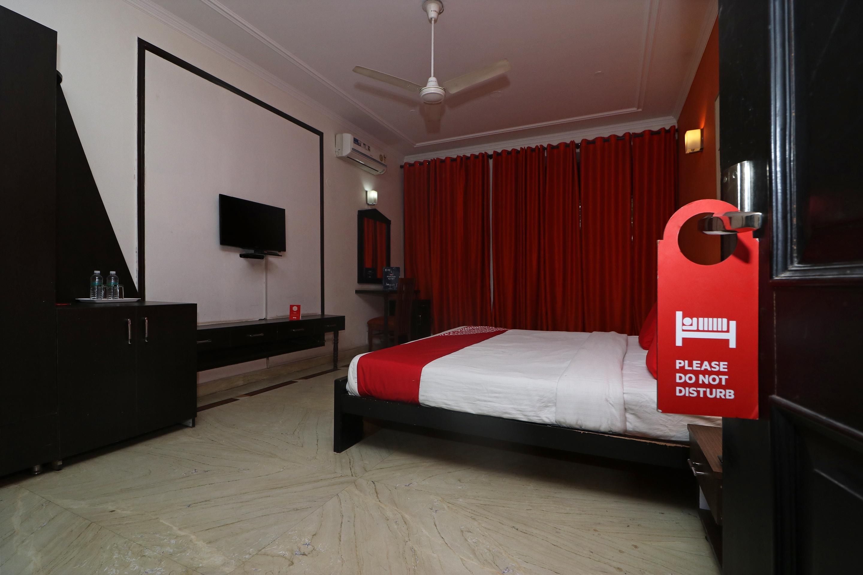 Super Hotel O Hare Rama Guest House New Delhi Exterior photo